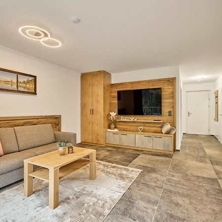סי Neues Luxerioes Eingerichtetes Apartment Bock מראה חיצוני תמונה